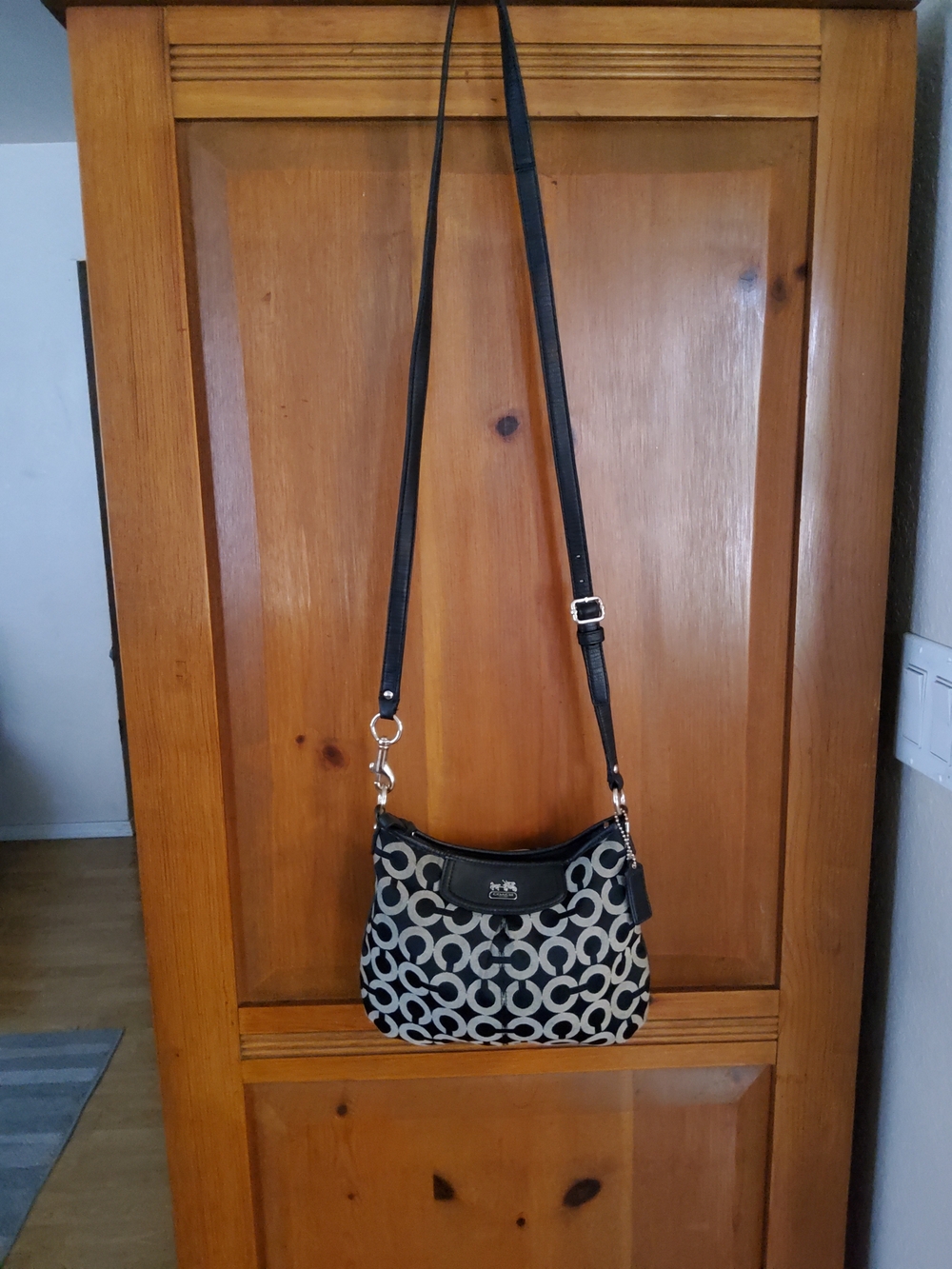 Authentic Coach Madison Crossbody VGUC